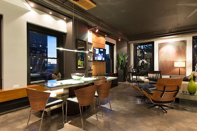 21810 at 203 - 88 Lonsdale Avenue, North Vancouver