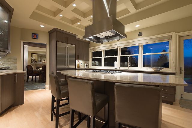 23145 at 4010 Sunset Bolevard, North Vancouver