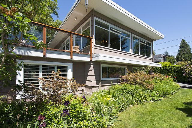 28406 at 1765 Ottawa Avenue, West Vancouver