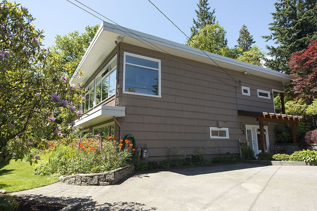 28526 at 1765 Ottawa Avenue, West Vancouver