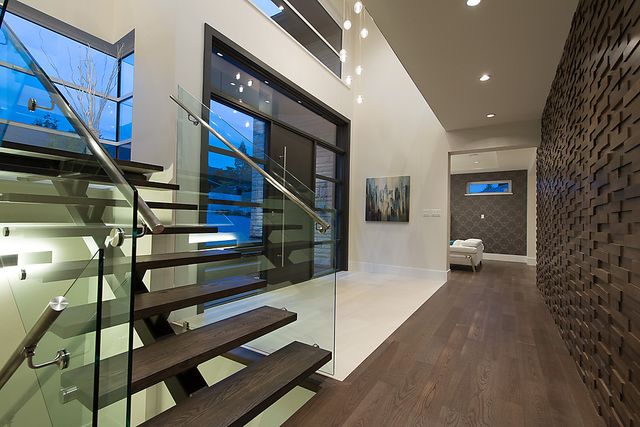 23913 at 965 Leovista Avenue