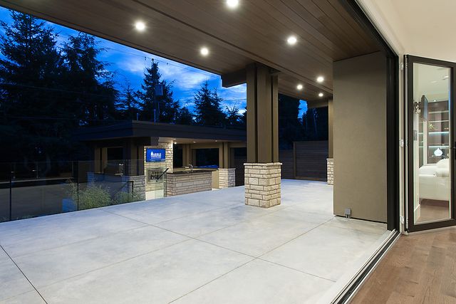 23933 at 965 Leovista Avenue