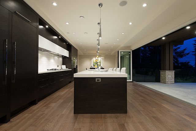 23965 at 965 Leovista Avenue