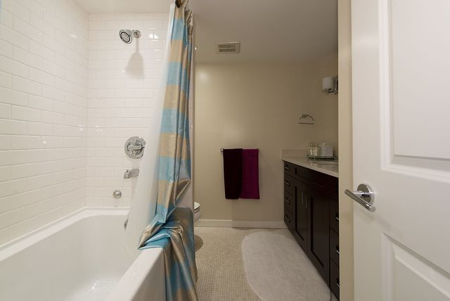 25366 at 501 - 1420 Duchess Avenue, West Vancouver