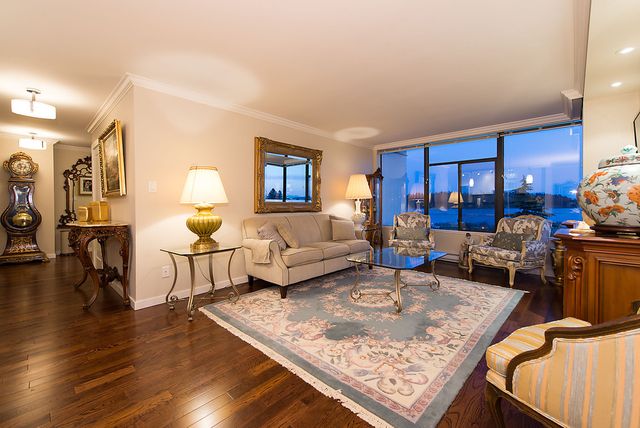 25401 at 501 - 1420 Duchess Avenue, West Vancouver