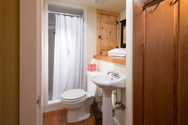 24432 at 3621 Sunset Lane, West Vancouver