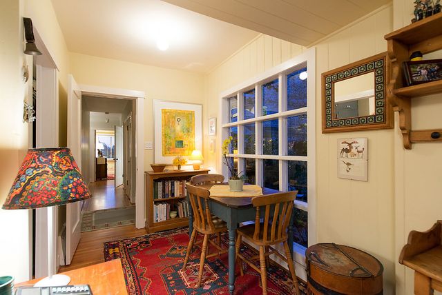 24492 at 3621 Sunset Lane, West Vancouver