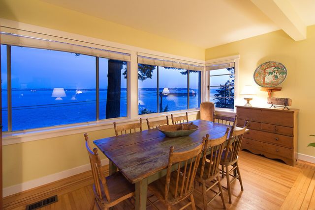 24536 at 3621 Sunset Lane, West Vancouver