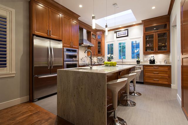 24737 at 3648 West 11th Avenue, Vancouver West