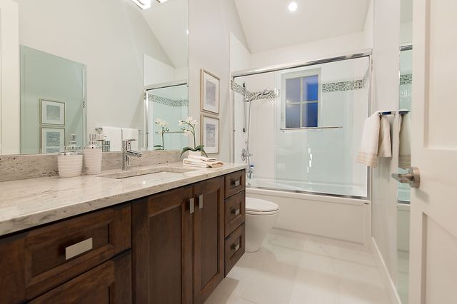 24769 at 3648 West 11th Avenue, Vancouver West