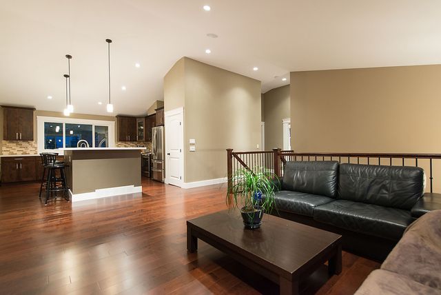 24888 at 568 West 28th Street, North Vancouver