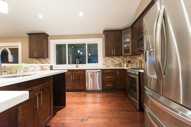 24988 at 568 West 28th Street, North Vancouver