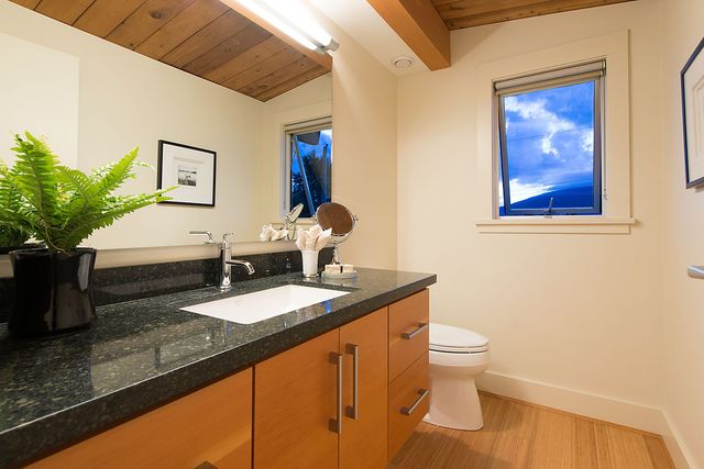 25988 at 4448 Skyline Drive, North Vancouver