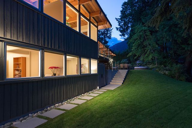 26052 at 4448 Skyline Drive, North Vancouver