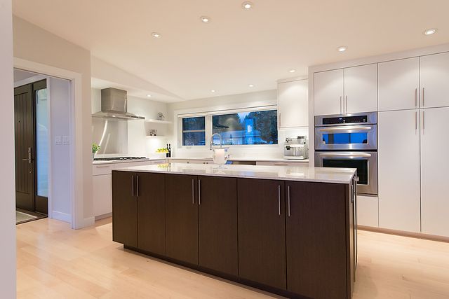 26185 at 4146 Burkehill Road, West Vancouver