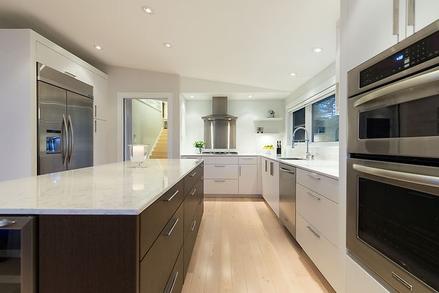 26197 at 4146 Burkehill Road, West Vancouver