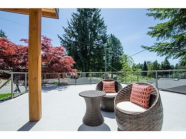 26718 at 976 Belvista Crescent, North Vancouver