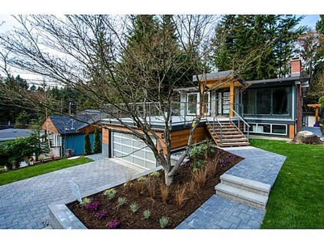 26730 at 976 Belvista Crescent, North Vancouver