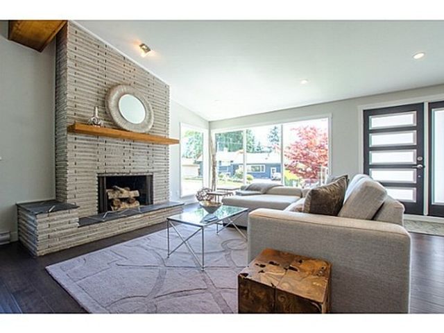 26743 at 976 Belvista Crescent, North Vancouver