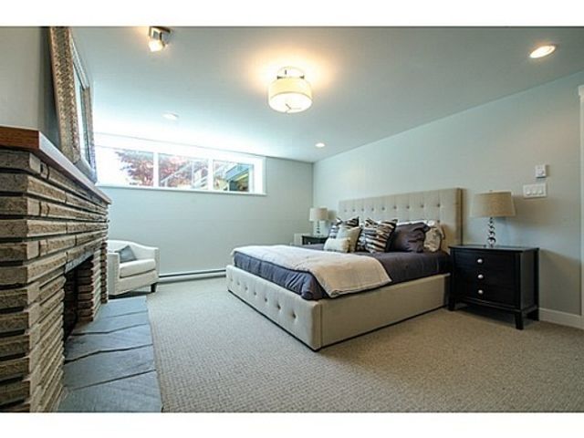 26781 at 976 Belvista Crescent, North Vancouver