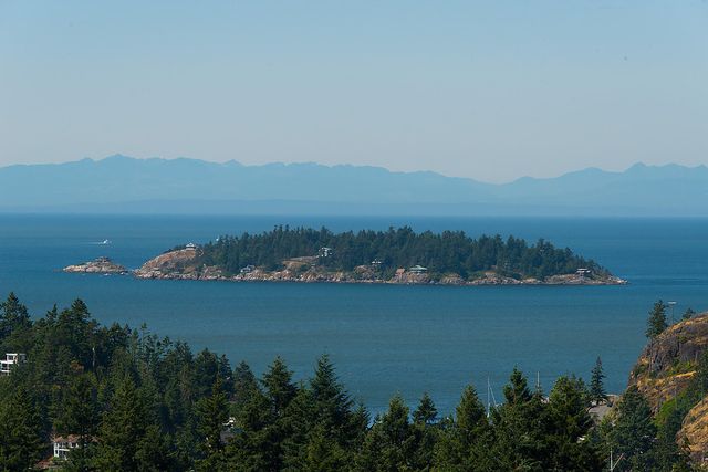 26967 at 5630 Westport Road, West Vancouver