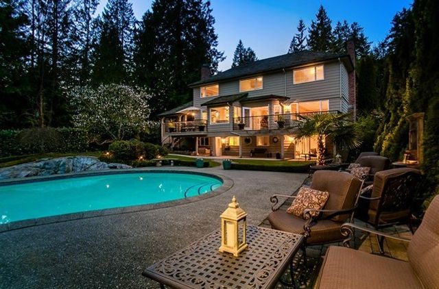 27325 at 3940 Viewridge, West Vancouver