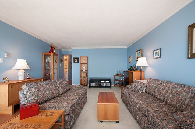 28761 at 1403 - 150 24th Street, West Vancouver