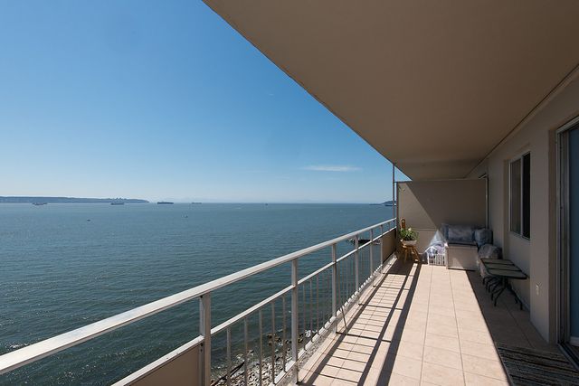 28809 at 1403 - 150 24th Street, West Vancouver