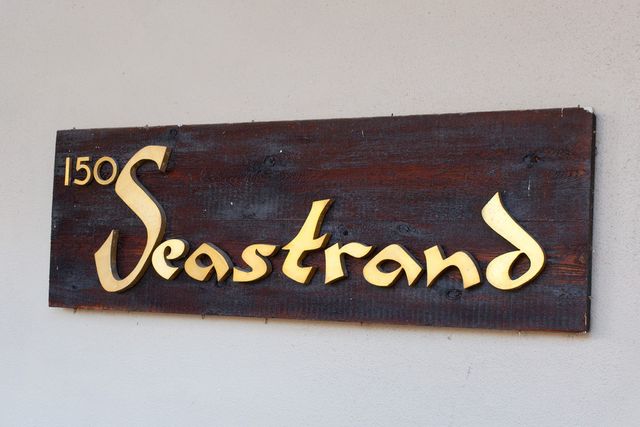 30051 at 1005 - 150 24th Street, West Vancouver