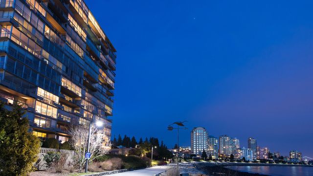 30067 at 1005 - 150 24th Street, West Vancouver