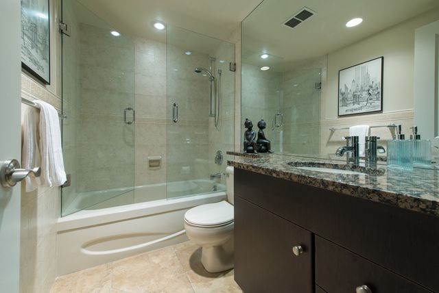 30145 at 1005 - 150 24th Street, West Vancouver