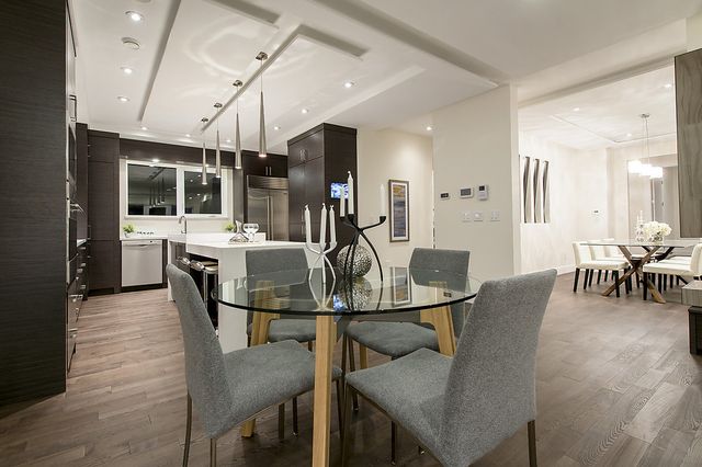 29821 at 574 Alpine Court, North Vancouver