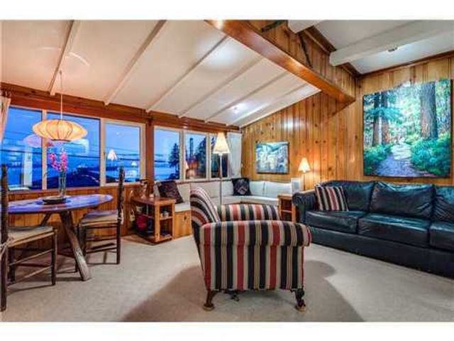 30880 at 3369 Radcliffe Avenue, West Vancouver