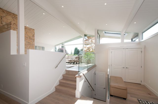 35212 at 956 Belgrave Avenue, North Vancouver