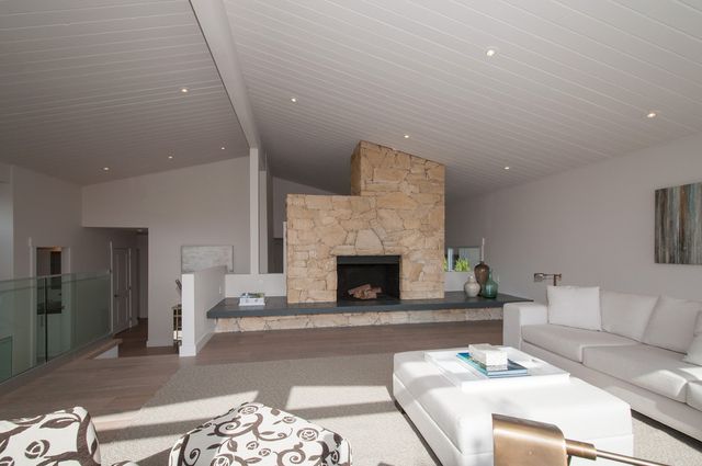 35228 at 956 Belgrave Avenue, North Vancouver