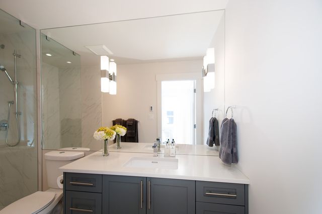 35284 at 956 Belgrave Avenue, North Vancouver