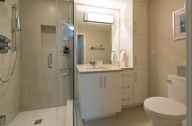 36545 at 2580 Rosebery Avenue, West Vancouver