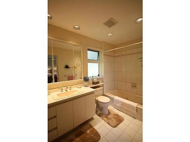 37407 at 845 Braeside Street, West Vancouver