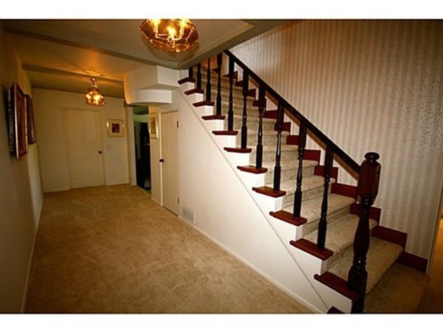 37410 at 845 Braeside Street, West Vancouver