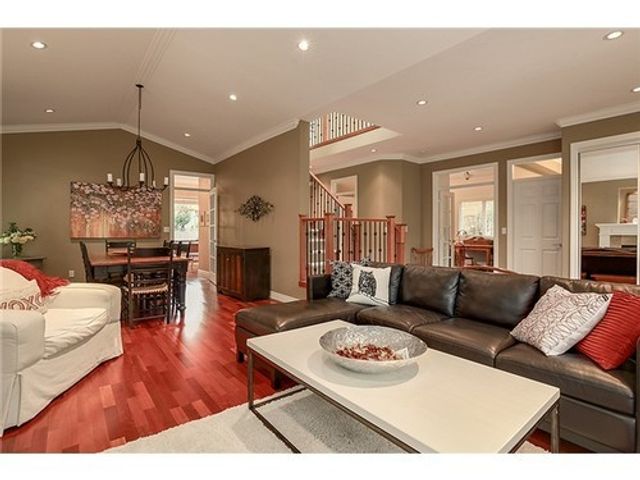 37641 at 1426 Woods Drive, North Vancouver