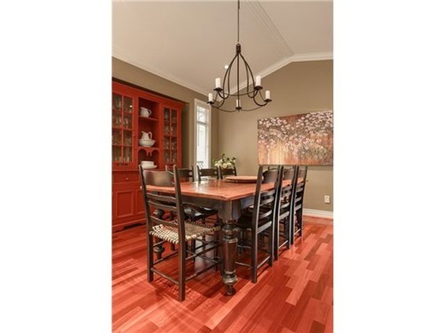 37647 at 1426 Woods Drive, North Vancouver