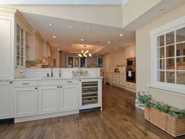 37798 at 6010 Gleneagles Place, West Vancouver