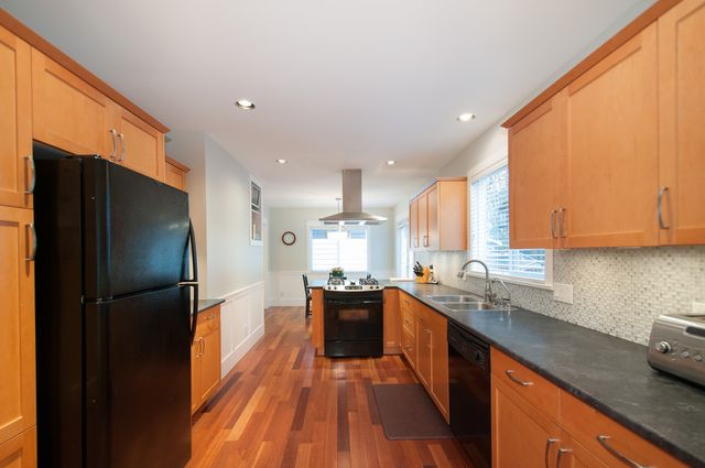 38037 at 1749 Bewicke Avenue, North Vancouver