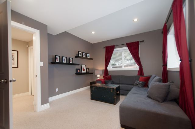 38077 at 1749 Bewicke Avenue, North Vancouver