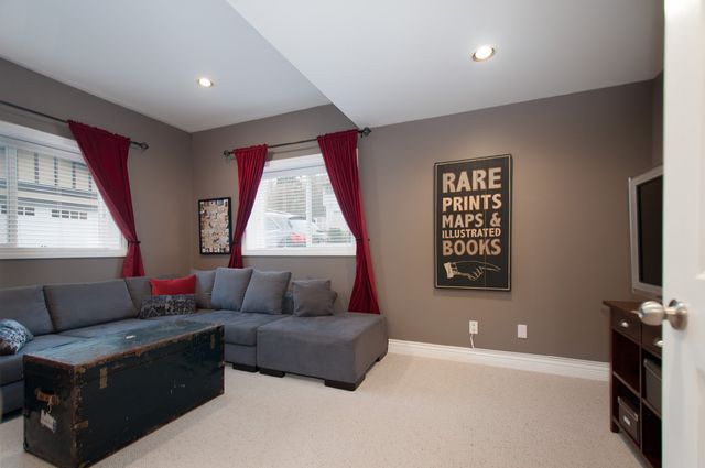 38081 at 1749 Bewicke Avenue, North Vancouver