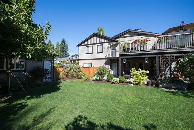 38125 at 1749 Bewicke Avenue, North Vancouver