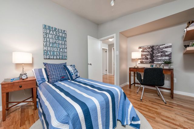 38381 at 4644 Mapleridge Drive, North Vancouver