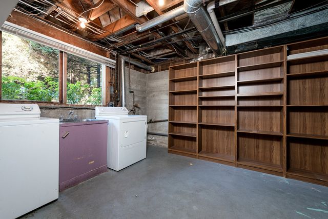 38397 at 4644 Mapleridge Drive, North Vancouver