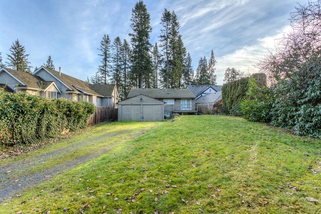 38797 at 4271 Evergreen Avenue, West Vancouver
