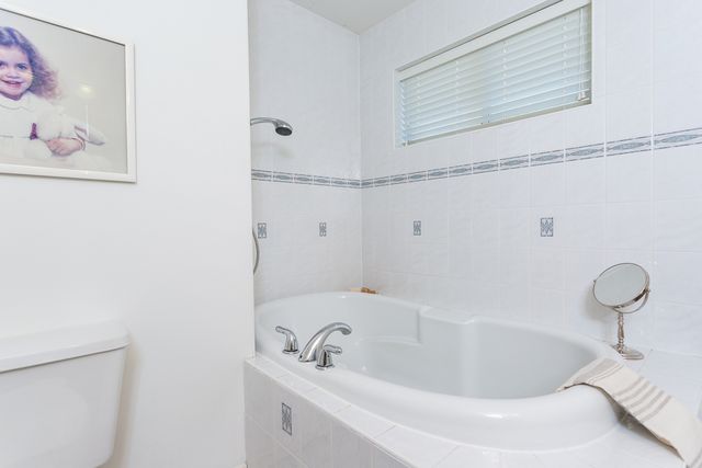 38861 at 4271 Evergreen Avenue, West Vancouver